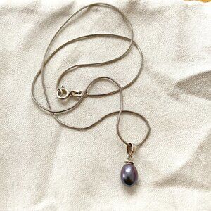 Black Pear Shape Pearl Sterling Silver Pendant Sterling Silver Fine Cable Chain